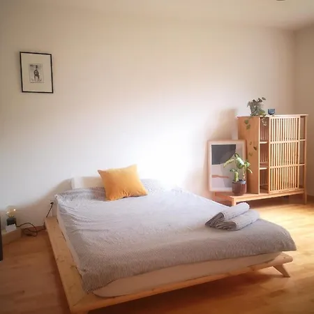 Lovely Room, Central Green Oasis *